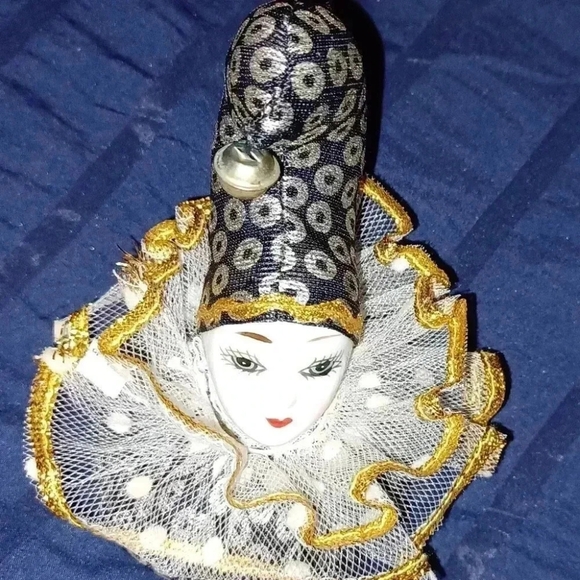 💙🌹Vintage Porcelain clown face. - Picture 8 of 8